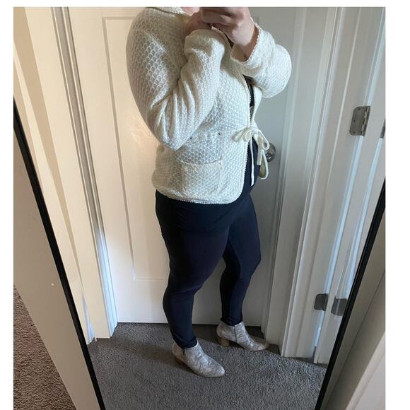 Vice Versa Ivory Wool blend Blazer- Size Large - Picture 5 of 9